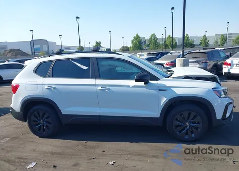 2022 Volkswagen Taos 1.5T S из США, поврежденный, VIN 3VVCX7B27NM042266